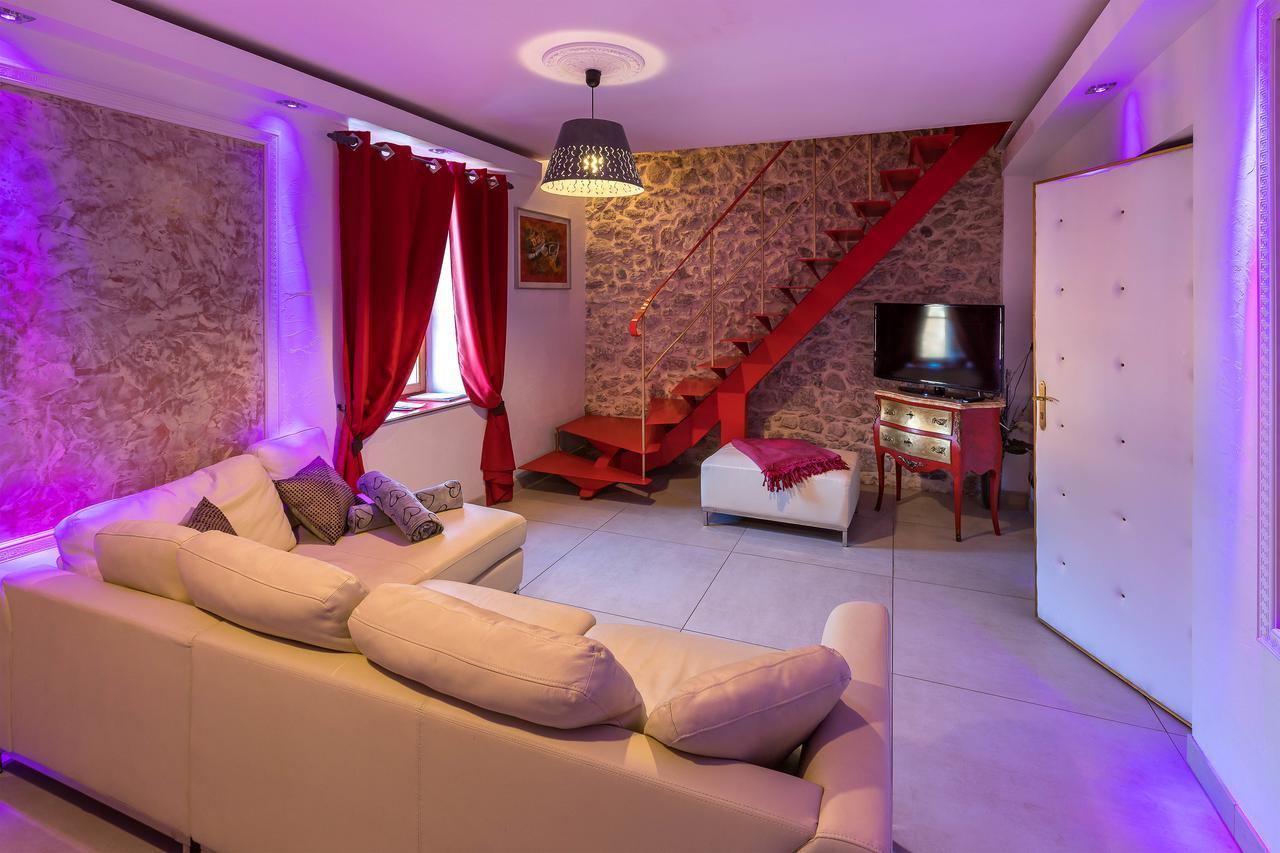 Le Rendez Vous De Vauban Gites & Spa Мон-Дофен Екстер'єр фото